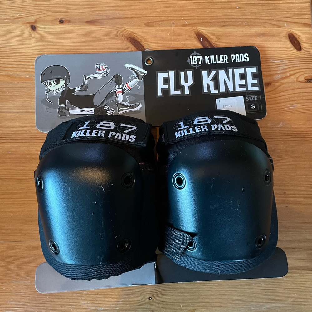 🖤187 killer knee pads size small